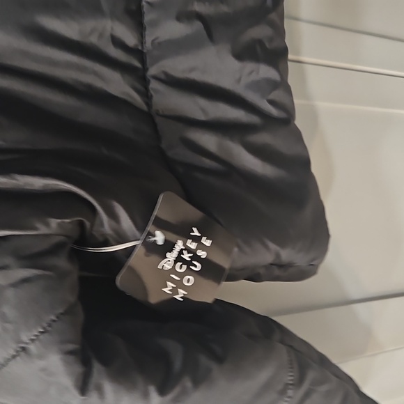 Disney juniors Black Puffer Jacket - Picture 5 of 5